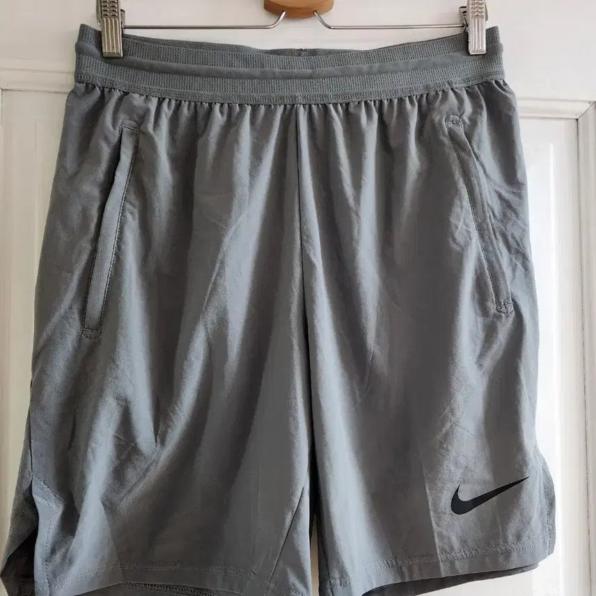 [BUNJANG] Nike Dri-FIT Grey Shorts / 나이키 드라이핏 그레이 L 사이즈 반바지