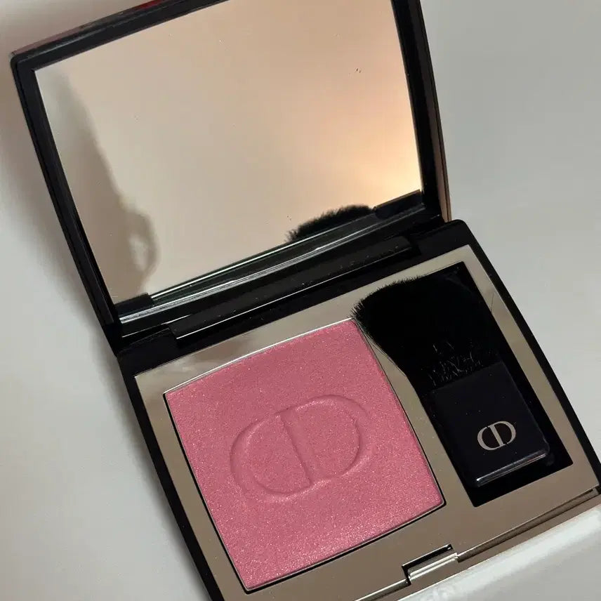 [BUNJANG] Dior Rouge Blush 212 Tulip Pink / 디올 212호 튀튀 블러셔