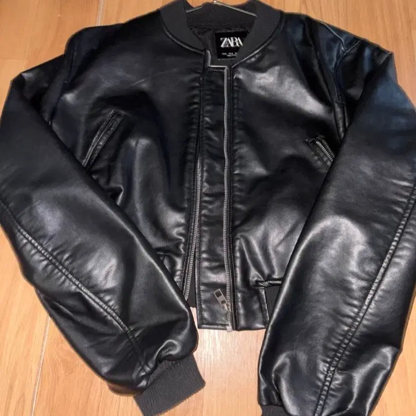 [BUNJANG] Zara Faux Leather Cropped Jacket / 자라 레더 크롭