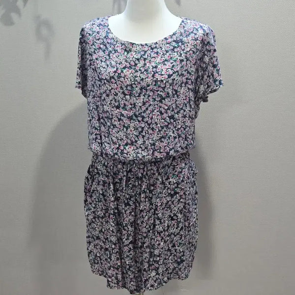 [BUNJANG] us n them Flower Pattern Rayon Cotton Dress / 플라워패턴 원피스