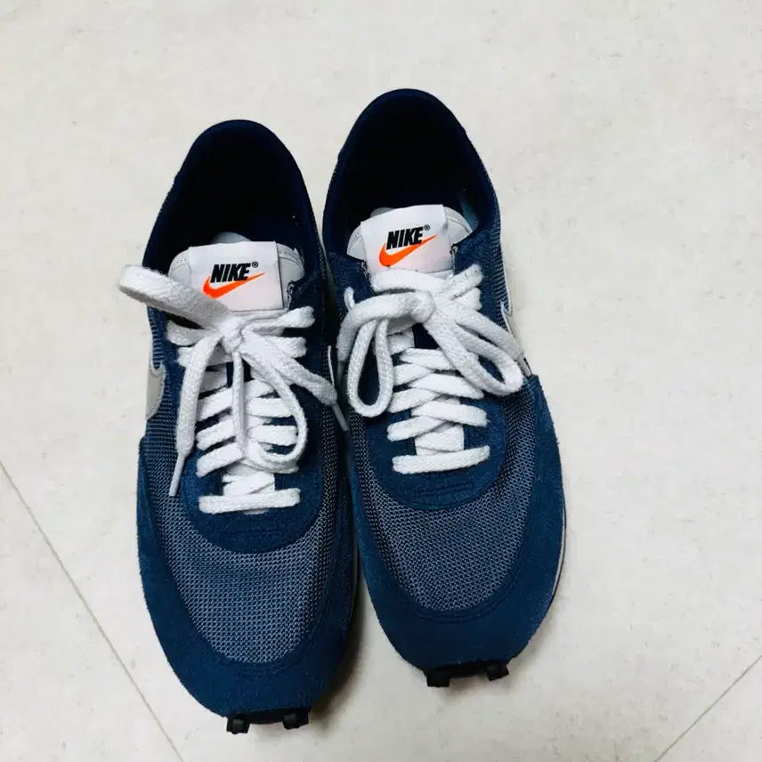 [BUNJANG] Nike Daybreak Navy Sneakers (255mm) / 나이키 데이브레이크 네이비 255