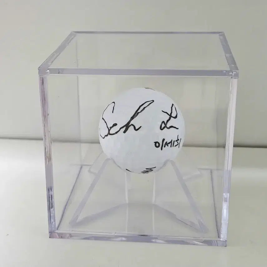 [BUNJANG] Lee Se-hee Signed Golf Ball / KLPGA 여자골프 이세희 프로선수 친필싸인볼