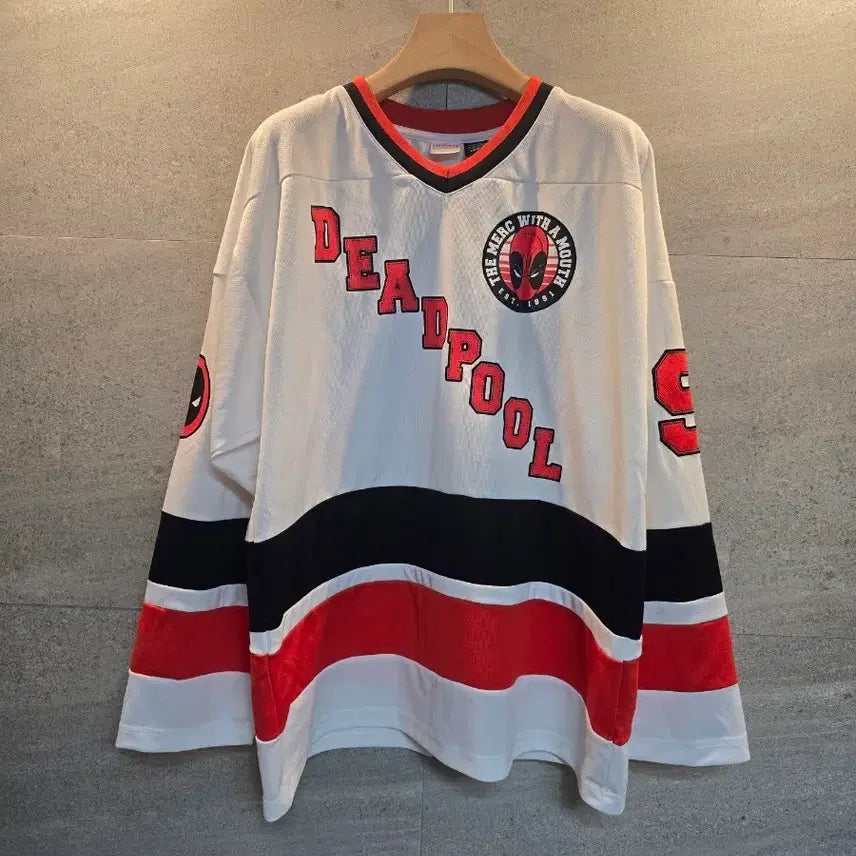 [BUNJANG] Marvel Deadpool Hockey Jersey T-Shirt / 마블. 정품. 데드풀. 저지티셔츠!