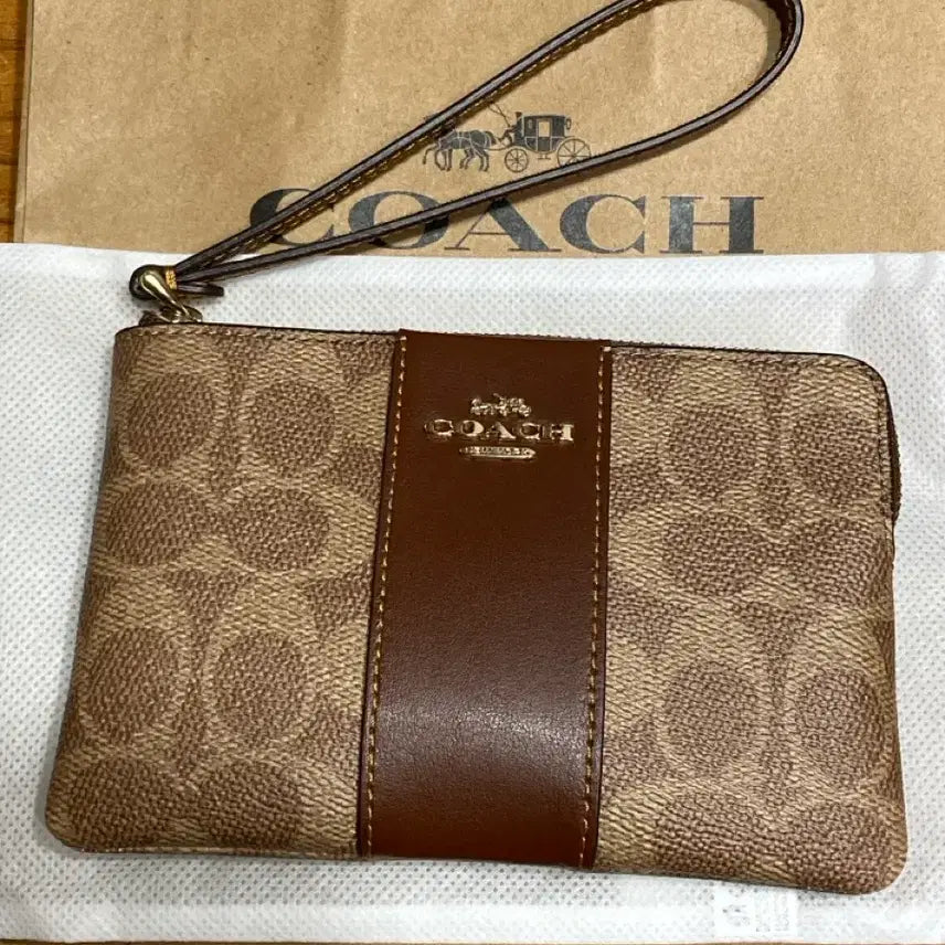 [BUNJANG] Coach Pouch (New) / 코치 파우치 새 상품