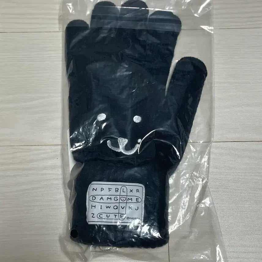 [BUNJANG] Spao Nongdamgom Gloves / 농담곰 스파오 장갑
