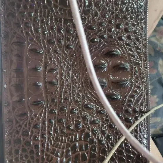 [BUNJANG] Brown Crocodile Pattern Leather Clutch Bag (Prototype) / 악어 패턴 브라운 클러치 악어가죽 시제품