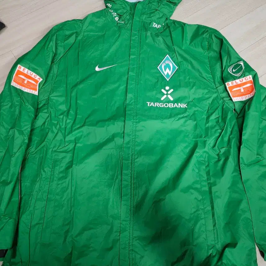 [BUNJANG] Werder Bremen Player Issue Rain Jacket M / 베르더브레멘 지급용 레인자켓(M100)