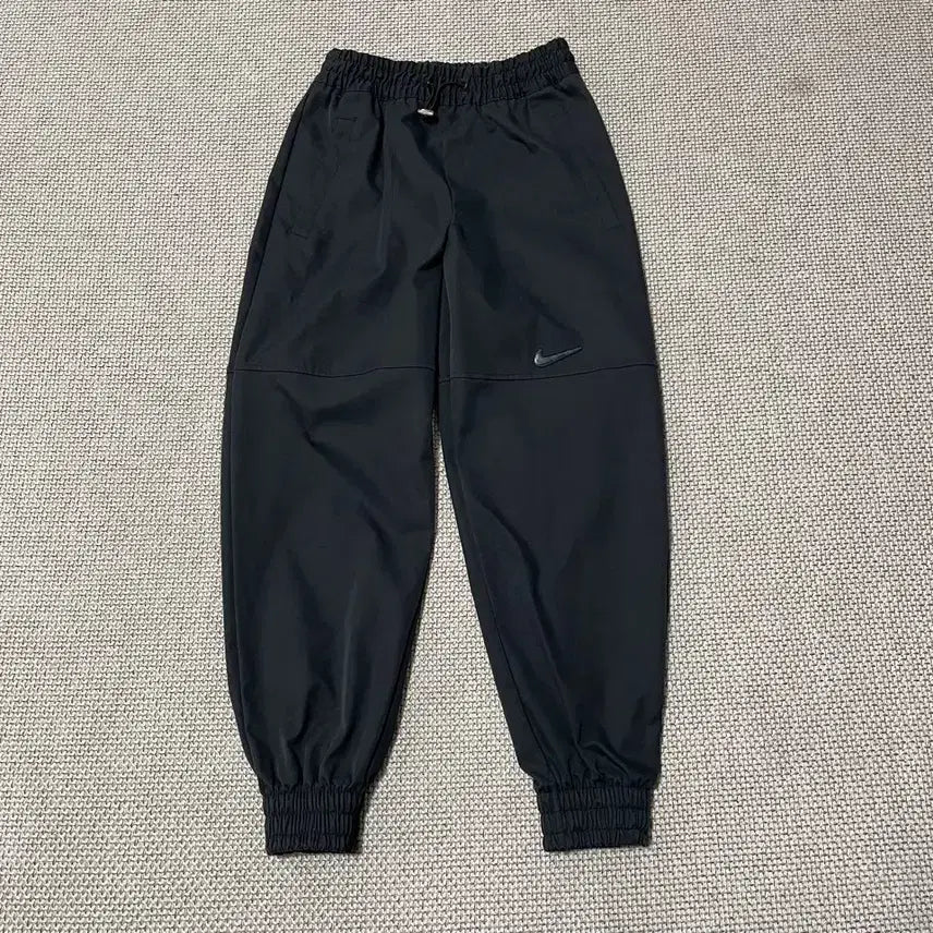 [BUNJANG] Nike Women's Woven Training Pants / S 나이키 여성 우븐 트레이닝복 바지 B.7585
