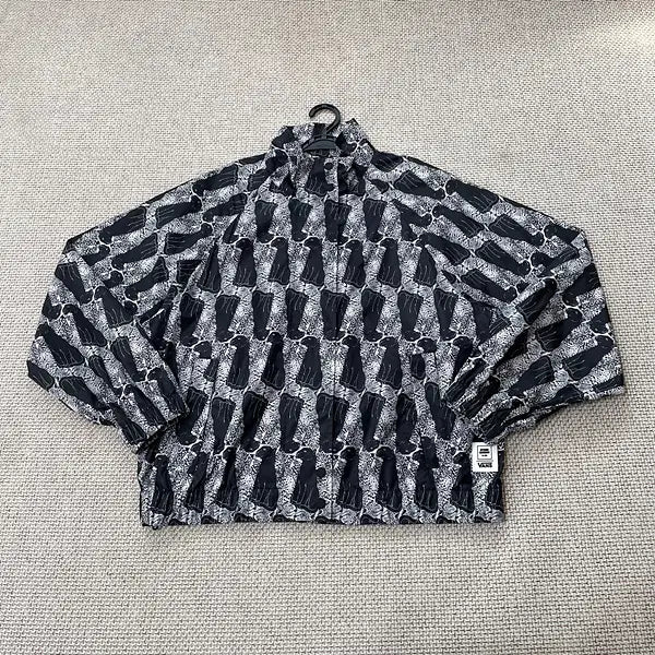 [BUNJANG] Vans x Opening Ceremony Leopard Windbreaker Jacket L / L 반스 X 오프닝 세레모니 레오파드 바람막이 자켓 N.6094