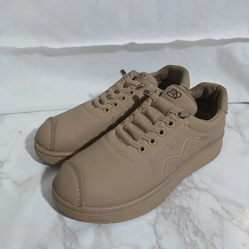 [BUNJANG] GLAM Women's Sneakers (235) / GLAM 여성 운동화 235 (26D657)