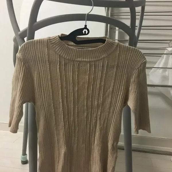 [BUNJANG] Beige Ribbed Short Sleeve Knit Top / 베이지색 골지 반팔 니트