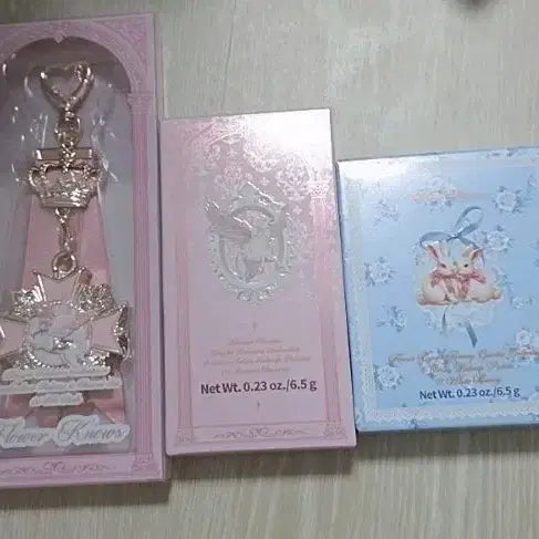 [BUNJANG] Flower Knows Makeup Palette & Charm Set / 플라워노즈 팔레트, 키링 팔레트