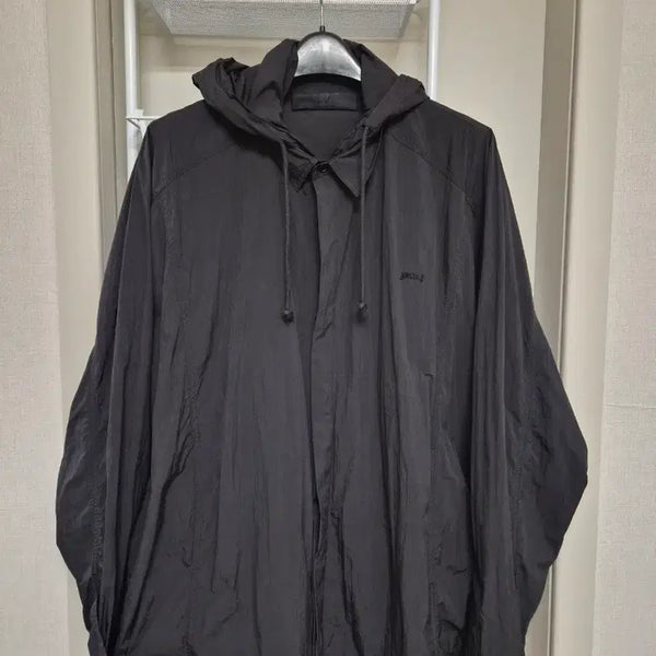 [BUNJANG] Juun.J Hooded Windbreaker Black / 준지 후드 바람막이