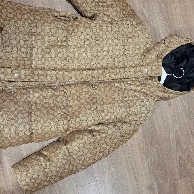 [BUNJANG] Coach Duck Down Padded Parka / 코치덕다운패딩