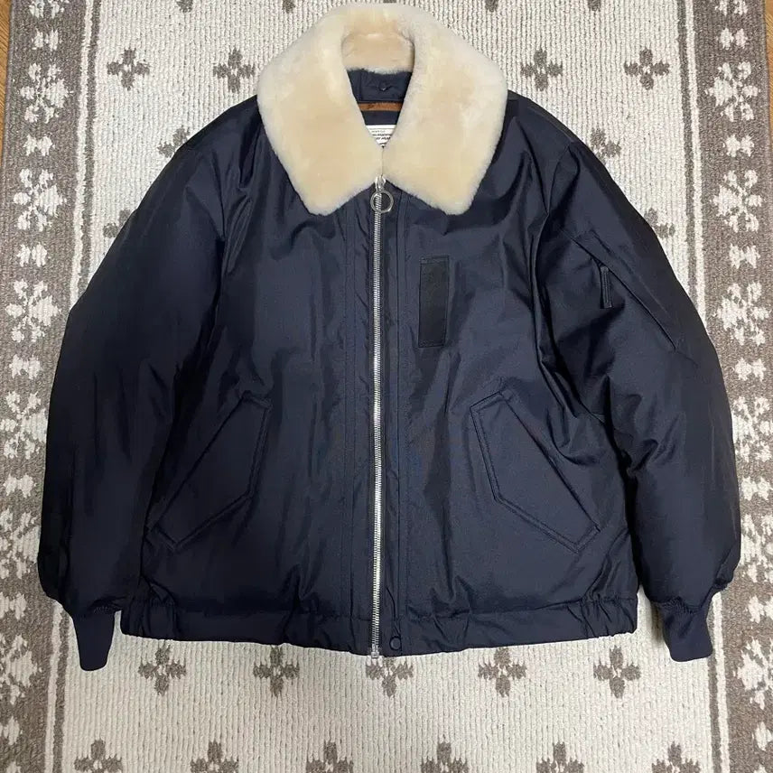 [BUNJANG] SIEG Premium Goose Down Mustang Padding / SIEG 지이크 프리미엄 구스 다운 무스탕 패딩