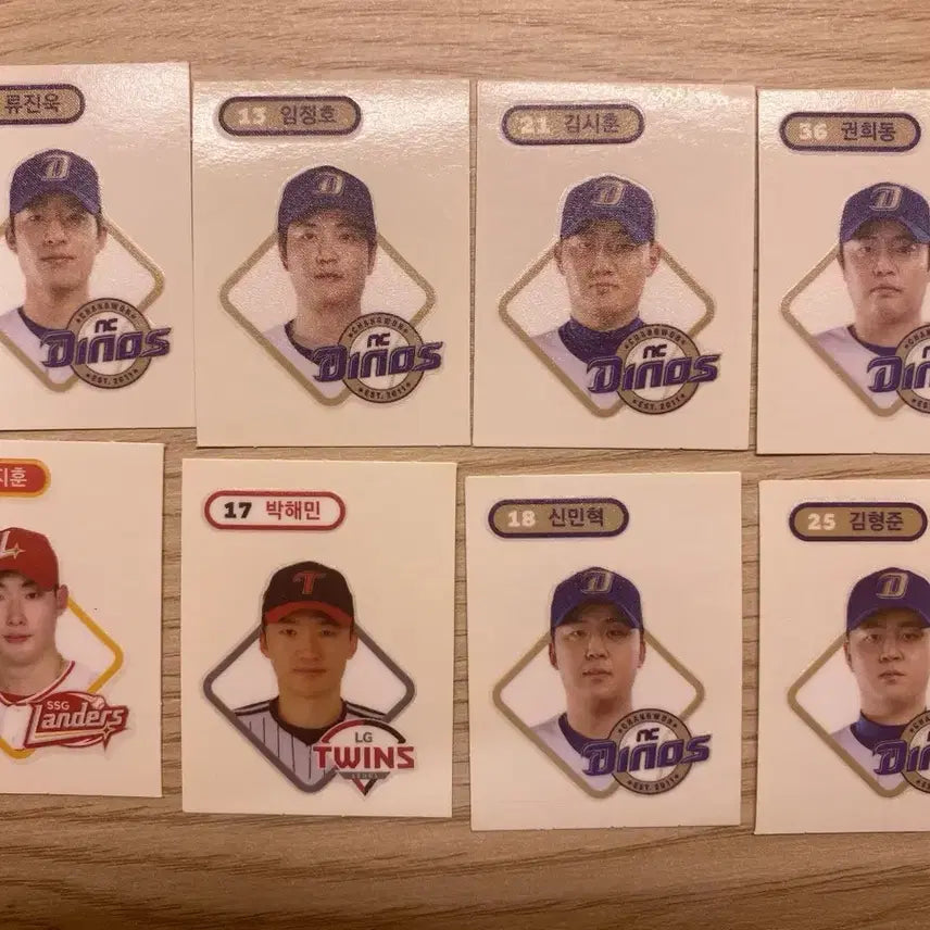[BUNJANG] KBO Baseball Stickers Bundle Set (NC, SSG, LG) / 크보 kbo빵 띠부띠부씰 일괄 (NC, SSG)