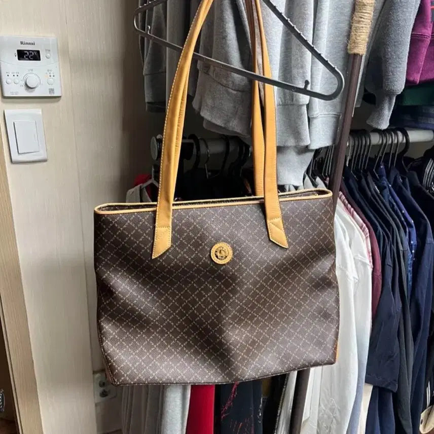 [BUNJANG] La Tour Eiffel Shoulder Bag Women's / La tour eiffel 여성 숄더백