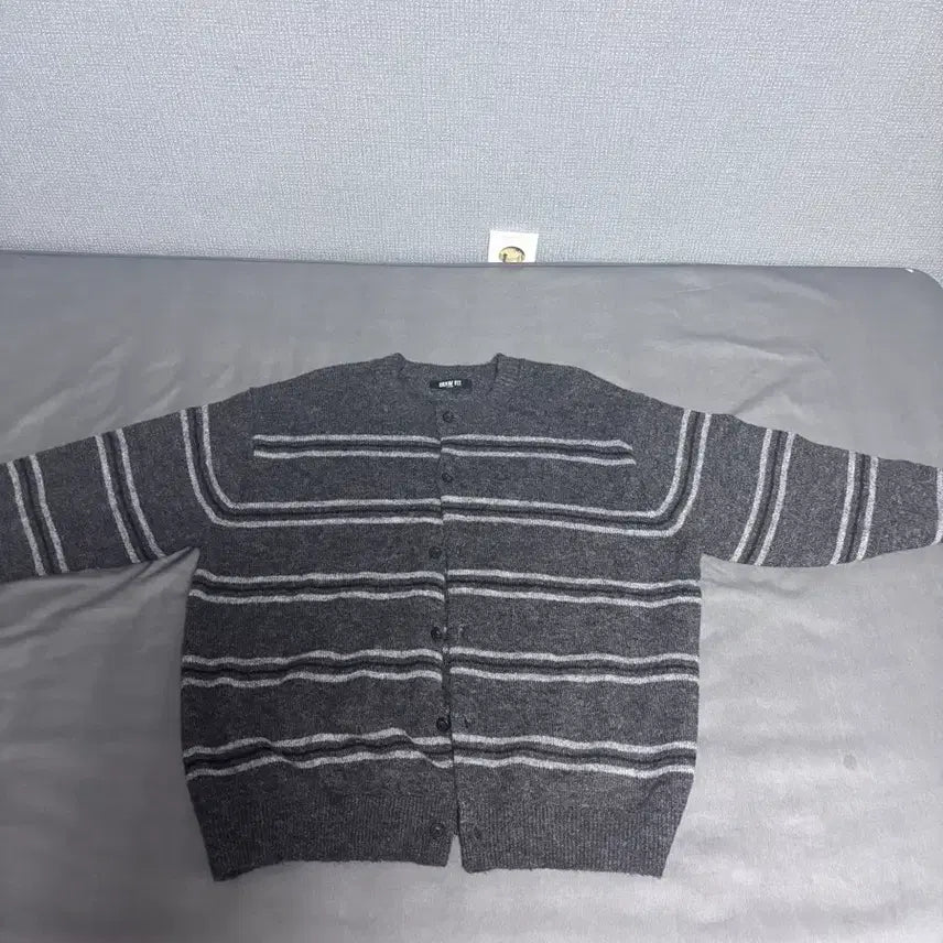 [BUNJANG] Drawfit Striped Cardigan / 드로우핏 스트라이프 가디건
