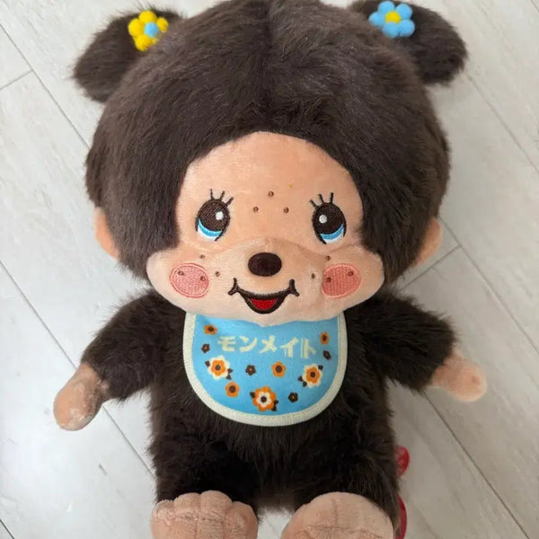[BUNJANG] Monchhichi Doll with Floral Bib / 몬치치 인형