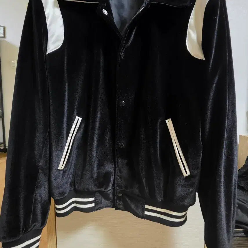 [BUNJANG] Rolling Studio Velvet Varsity Jacket XL / 롤링스튜디오 벨벳 바시티 자켓 XL