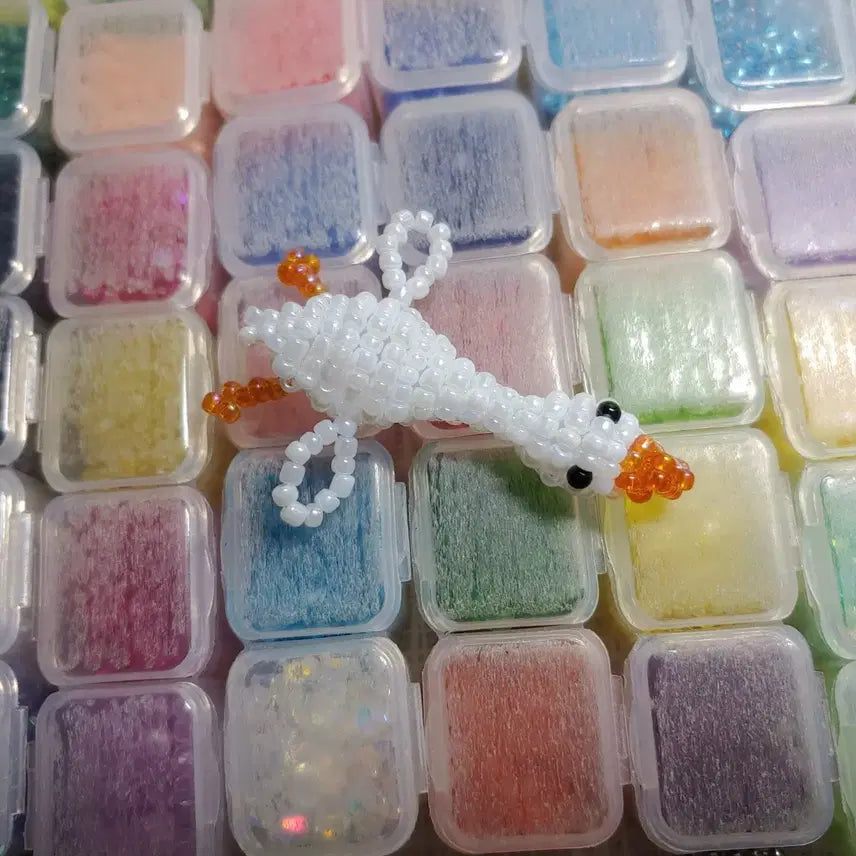 [BUNJANG] Beaded Goose Keychain / 비즈 거위 [키링/군번줄고리/폰줄]