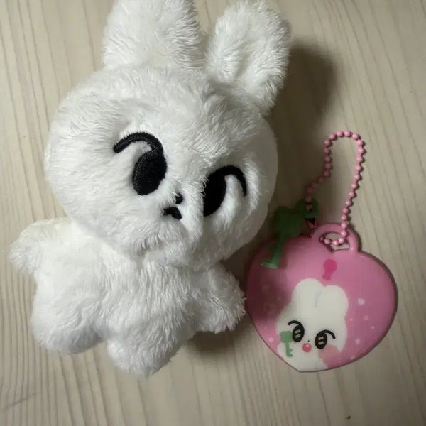 [BUNJANG] NCT 127 Doyoung Hatto Doll With Keychain / 엔시티127 도영 하또 인형