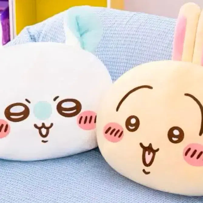 [BUNJANG] Chiikawa Momonga Extra Large Cushion (Approx. 50cm) / 치이카와 모몽가 초 빅사이즈 쿠션(약50cm)