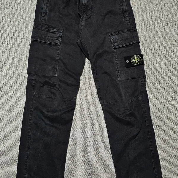 [BUNJANG] Stone Island Patch Cargo Jogger Pants Dark Grey / [28 사이즈] 스톤아일랜드 와펜 카고 다크그레이 조거팬츠