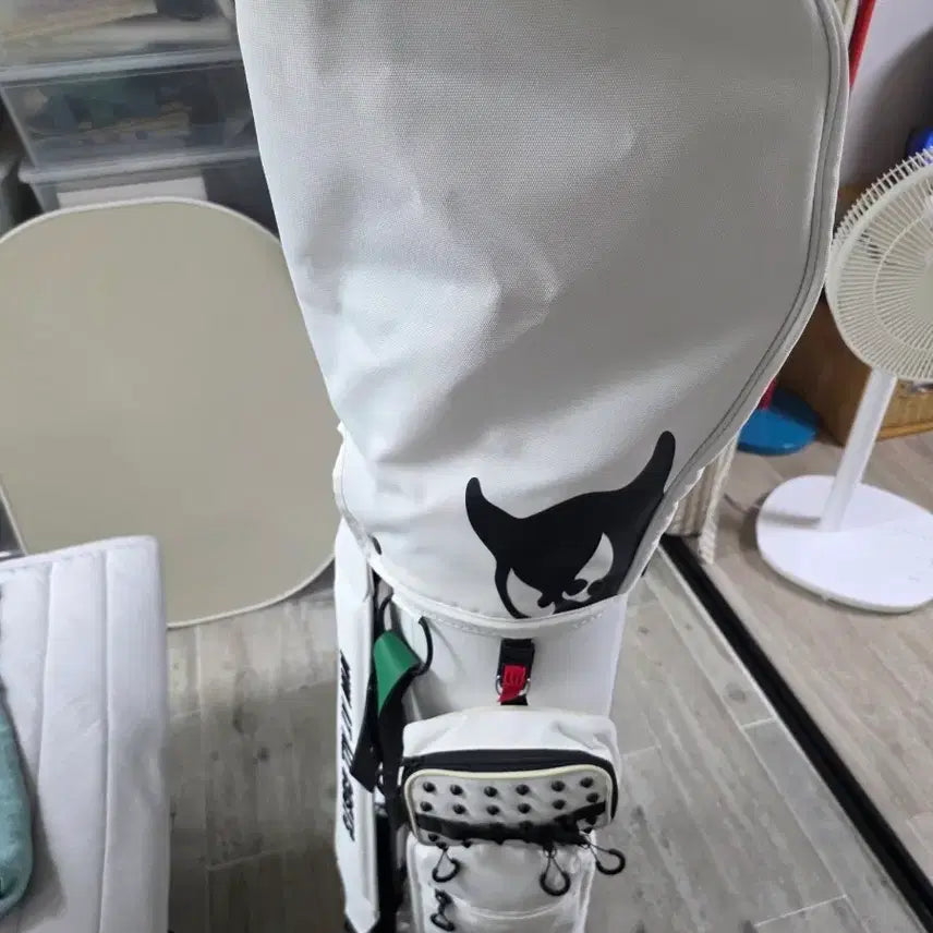 [BUNJANG] WAAC Golf Caddy Bag White (Unused, Authentic) / (미사용, 정품) 왁 WAAC 골프 캐디백 화이트