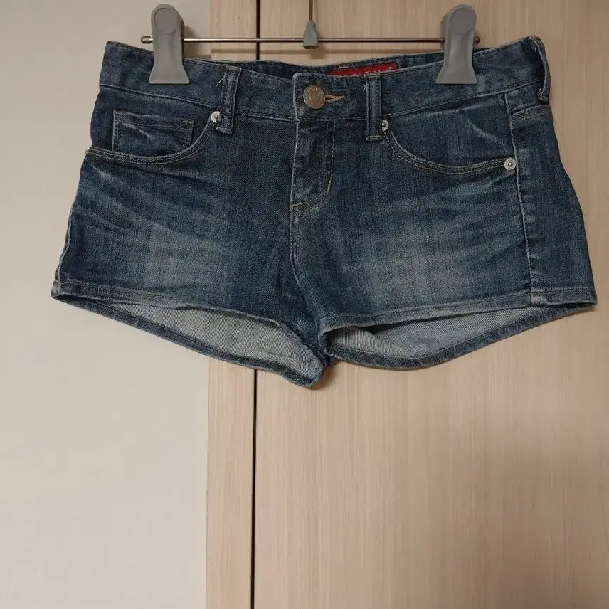 [BUNJANG] Guess Denim Hotpants Jeans Size 25 / 게스 데님 핫팬츠 청바지 25