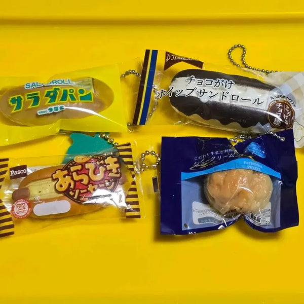 [BUNJANG] J Dream Bread SQUISHY Gachapon Charm Bundle Set / j드림빵 스퀴시 제이드림빵가챠  고전빵 가챠 키링 일괄
