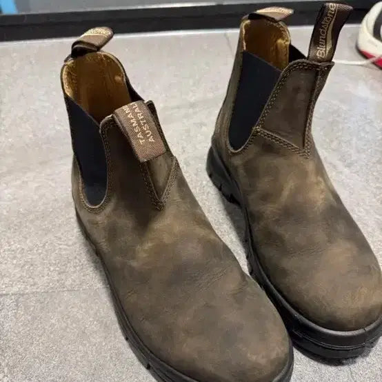 [BUNJANG] Blundstone Rugged 2239 Rustic Brown AU7 Boots / 블런드스톤 러그 2239 러스틱브라운 AU7