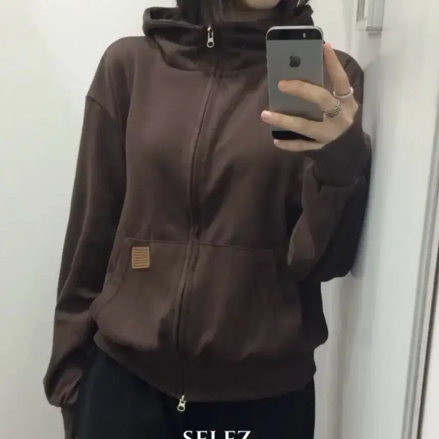 [BUNJANG] Woowak Basic Highneck Leather Patch Two-way Loose Fit Oversized Hoodie Zip-up / [워크패치/하이넥] 워크 베이직 하이넥 가죽 패치 투웨이 루즈핏 오버핏 후드집업