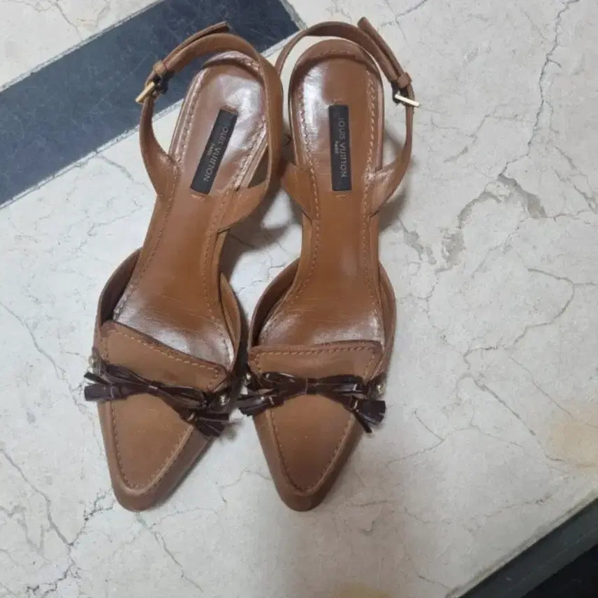 [BUNJANG] Louis Vuitton Brown Mules / 루이비통 브라운 뮬 38M