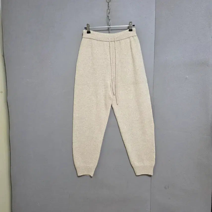 [BUNJANG] Wool Blend Seamless Knit Pants (Beige, One Size) / 이음선없는 울소재 니트 바지 F   n8364