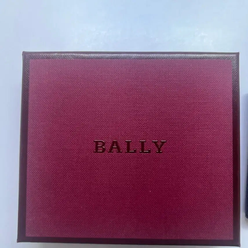 [BUNJANG] Bally Leather Bifold Wallet / 발리 가죽 반지갑