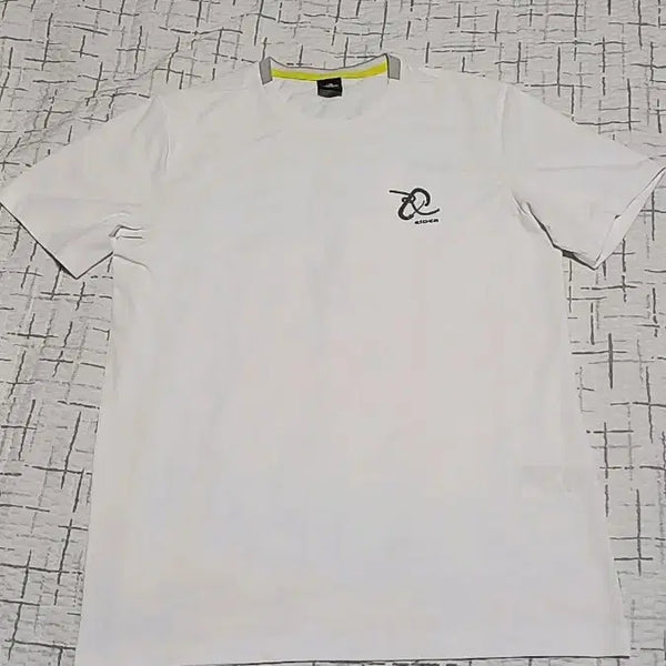 [BUNJANG] Eider Thin Short-Sleeve T-Shirt / 아이더 얇은반팔 100 가슴52 기장70