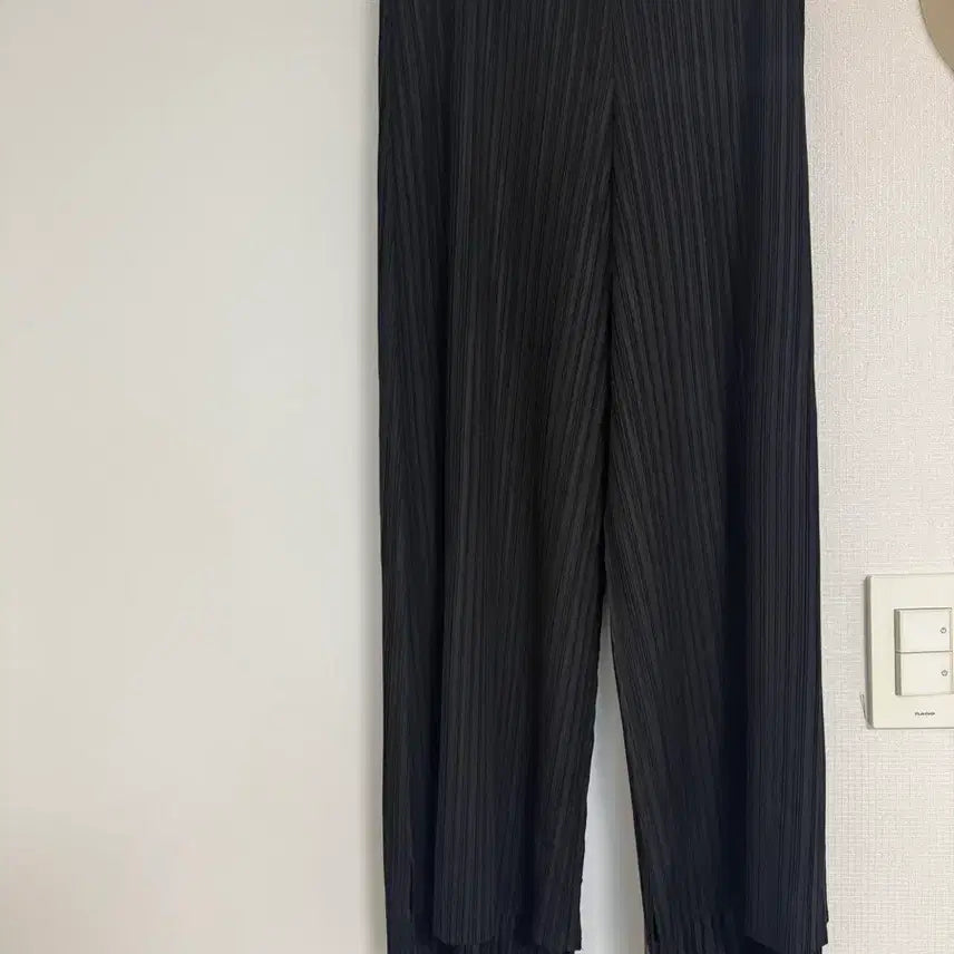 [BUNJANG] Pleated Pants Black / 플리츠 팬츠 블랙