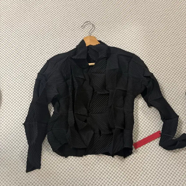 [BUNJANG] Pleated Black Jacket / 플리츠 블랙 자켓