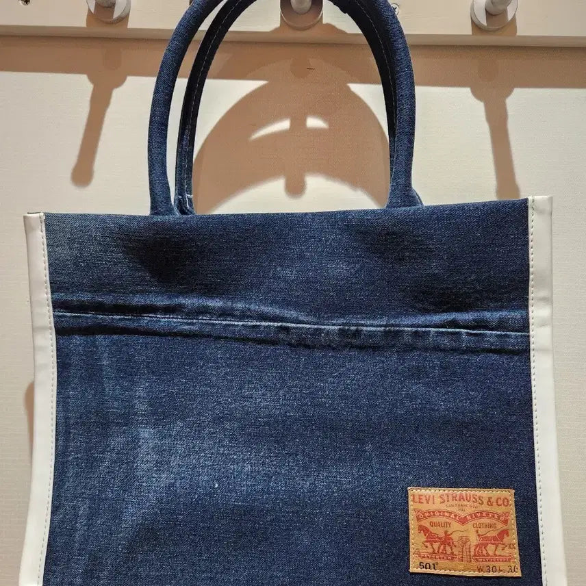 [BUNJANG] Levi's Tote Bag / 리바이스 토트백