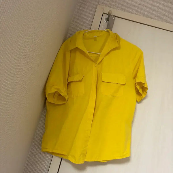 [BUNJANG] Yellow Short-Sleeve Blouse / 노란색 반팔 셔츠,블라우스