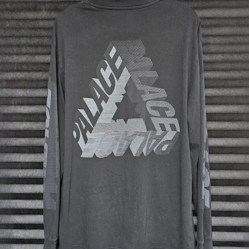 [BUNJANG] Palace P-3D Long Sleeve Black / L 팔라스 P-3D 롱슬리브 블랙 정품