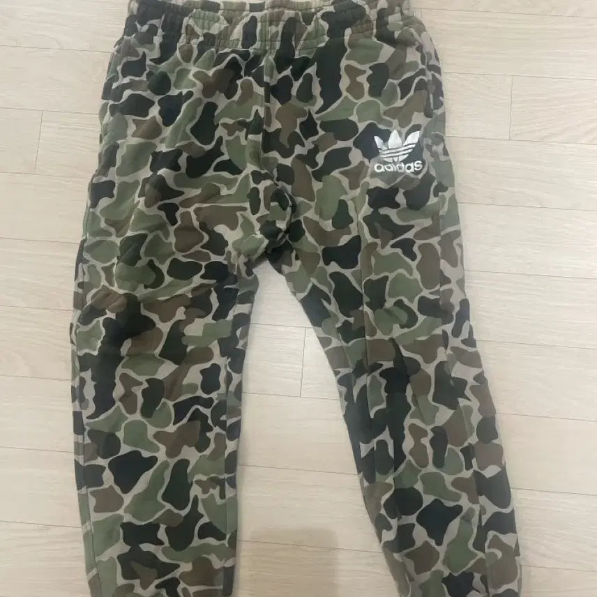 [BUNJANG] Adidas Originals Camouflage Pattern Training Pants / 아디다스오리지널 팬츠