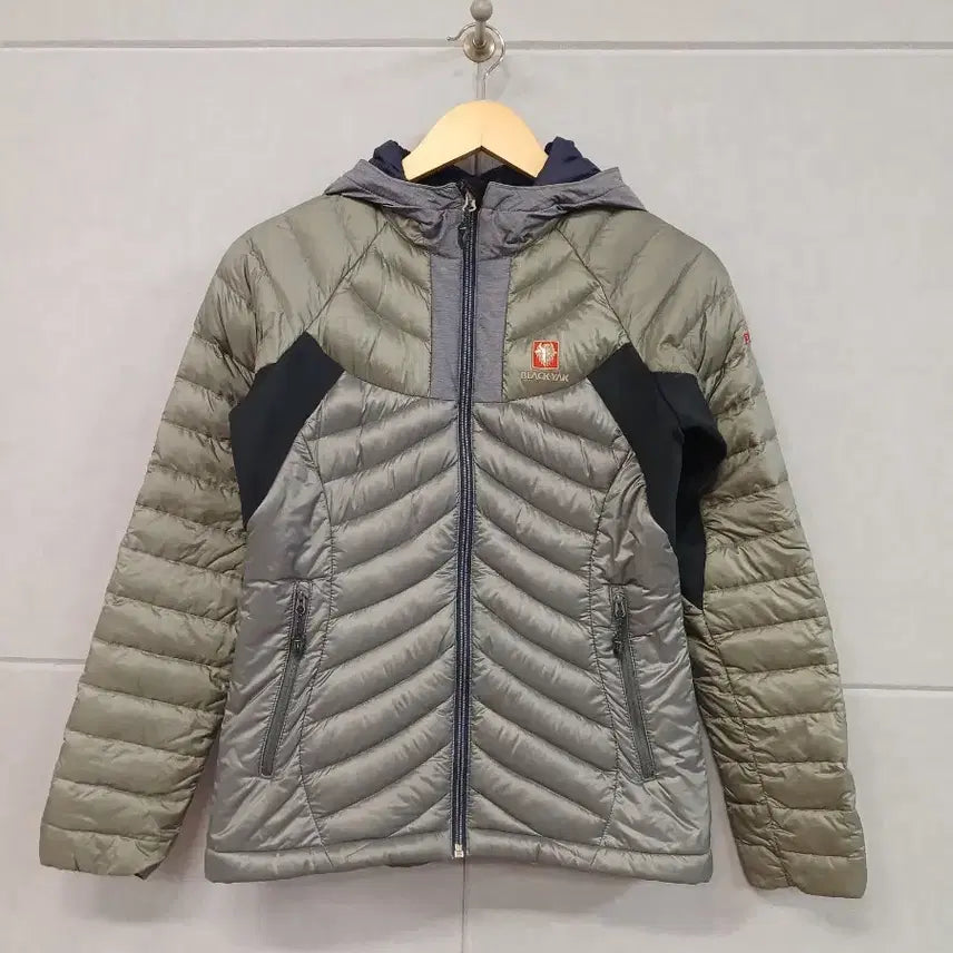 [BUNJANG] Black Yak Lightweight Padded Jacket (Size 90, Grey) / *블랙야크 경량 패딩 90 (그레이)