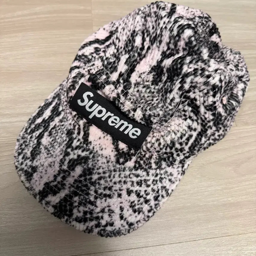 [BUNJANG] Supreme Pink Corduroy Cap / 슈프림 핑크 코듀로이 캡 모자