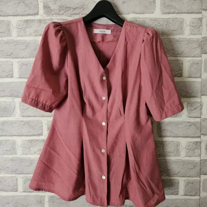 [BUNJANG] 4CUS Shirring Puff Short Sleeve Blouse - Pink / 4CUS 셔링 퍼프 반팔 블라우스 핑크/알뜰한여우