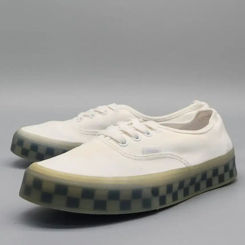 [BUNJANG] Vans Authentic Checked Sneakers (Women's) / m반스 어센틱 체크 여성 스니커즈 240