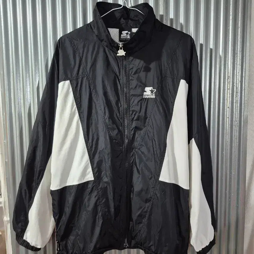 [BUNJANG] Starter Windbreaker Jacket Black/White / M 스타터 바람막이 자켓 블랙/화이트