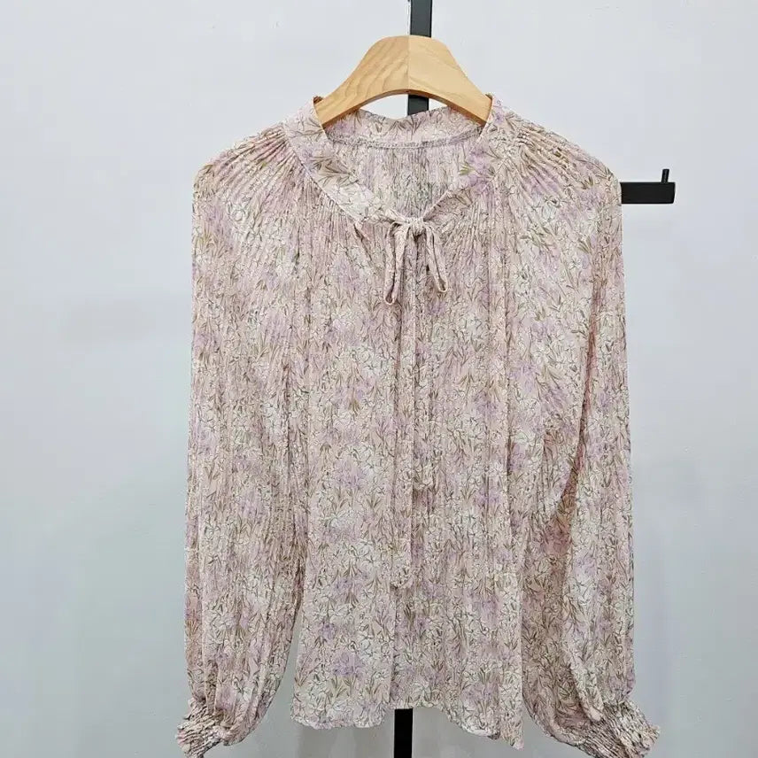 [BUNJANG] Flower Blouse / 새제품 플라워 블라우스