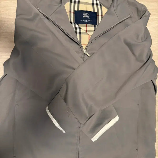 [BUNJANG] Burberry Grey Jacket L / 버버리 자켓 그레이 L